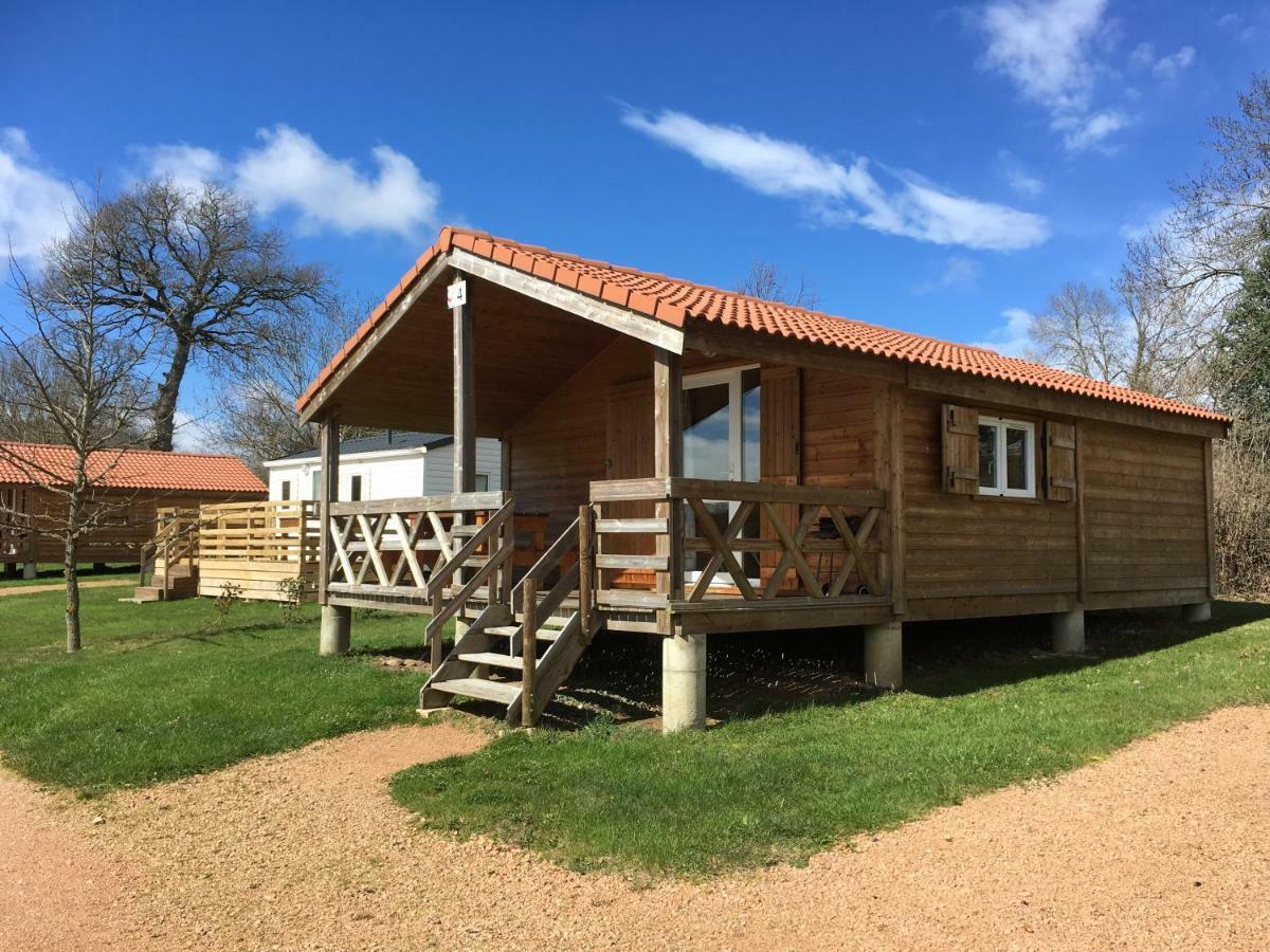 Camping Des Papillons Lalizolle